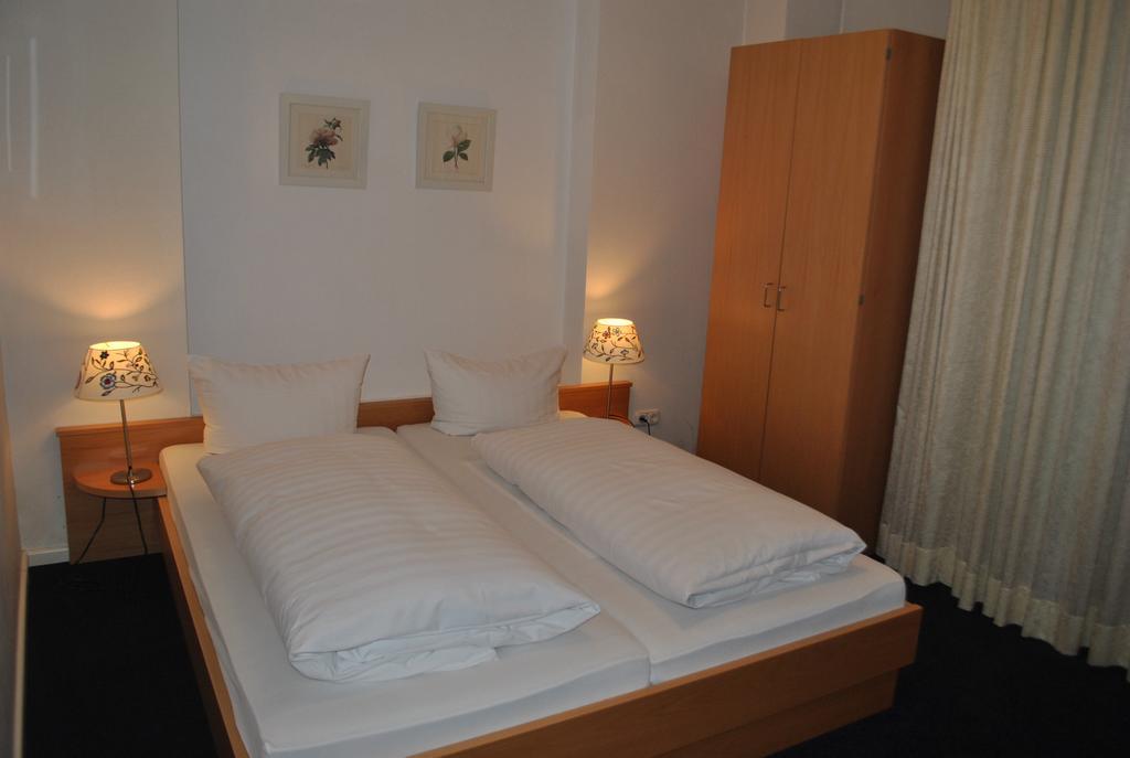 Hotel am Kornmarkt Heidelberg Værelse billede